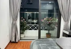 1 NHÀ RA PHỐ NGUYỄN CHÍ THANH- Ô TÔ 7 CHỖ VÀO NHÀ- KINH DOANH SẦM UẤT... Bán nhà riêng tại Láng, Hà Nội 03