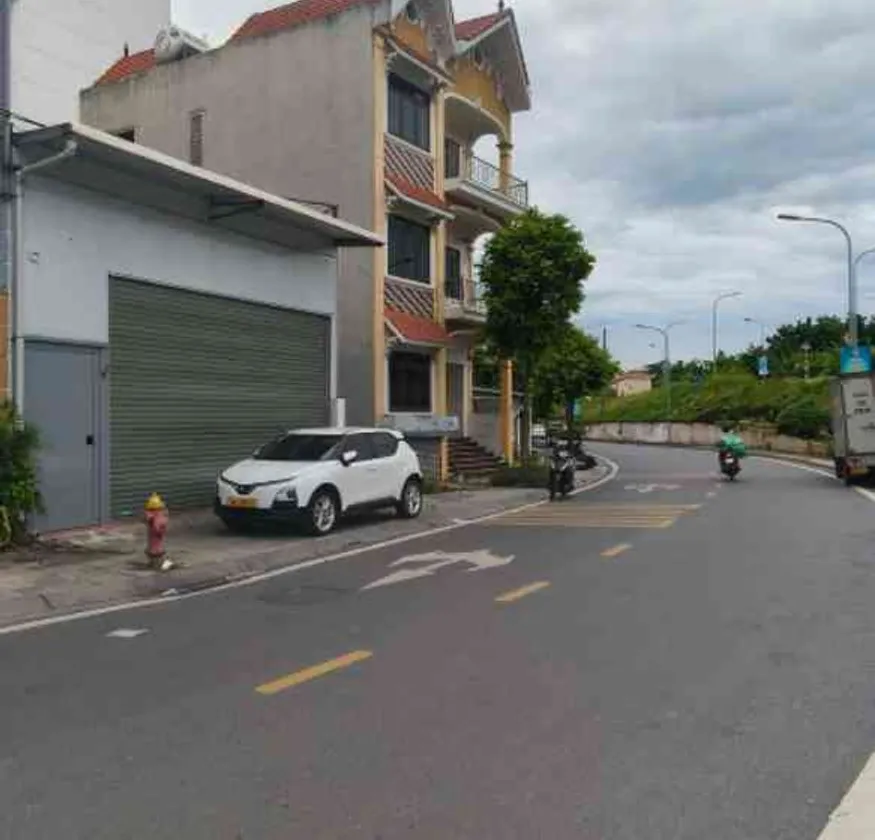 Bán,đất tặng nhà cấp 4... Bán đất tại Việt Hưng, Hà Nội 01