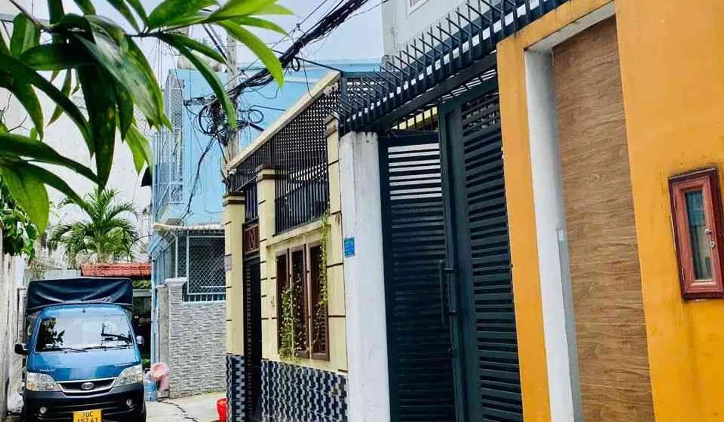 4 TẦNG BTCT LUNG LINH TẶNG HẾT NỘI THẤT, CHỈ XÁCH VALI VÔ Ở - HXH THÔNG... Bán nhà riêng tại Tân Sơn Nhất, Hồ Chí Minh 01