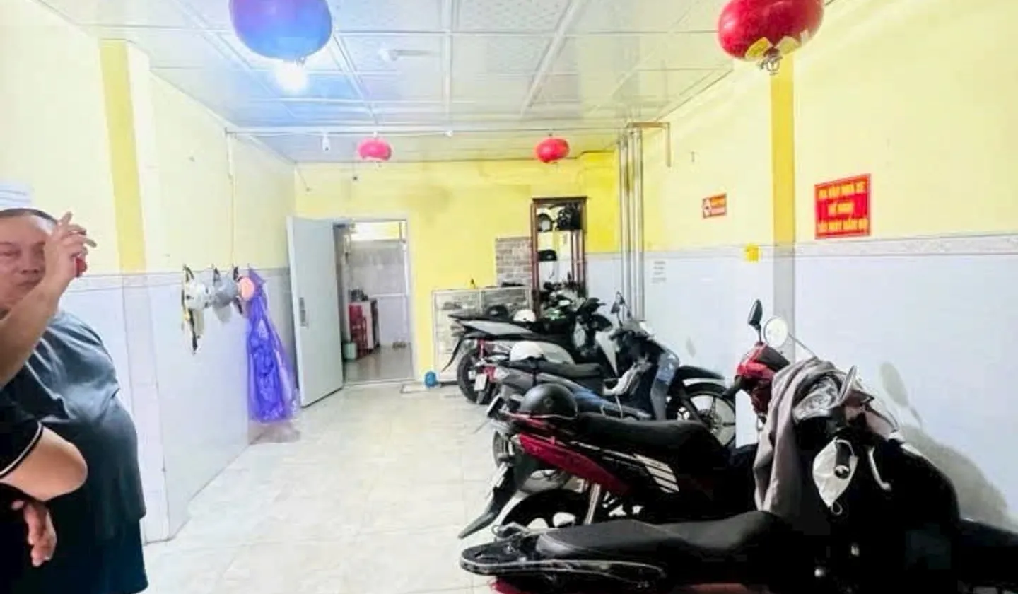 Bán nhà 5 tầng hẻm kinh doanh Phạm Văn Bạch, gần Trường Chinh ( 419)... Bán nhà riêng tại Tân Sơn, Hồ Chí Minh 01