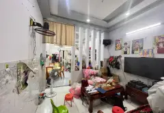 NGAY SÁT LÊ VĂN QUỚI BÌNH TÂN GIÁP TÂN PHÚ, HẺM NHỰA 6M THÔNG, HAI Ô TÔ TRÁNH NHAU TRƯỚC NHÀ, 100M2... Bán nhà riêng tại Bình Trị Đông, Hồ Chí Minh 02