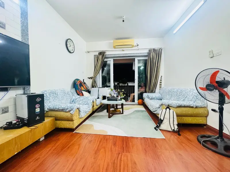 Căn hộ 2 phòng ngủ góc thoáng mát tại khu đô thị Việt Hưng, Long Biên... Bán căn hộ chung cư tại Việt Hưng, Hà Nội 01