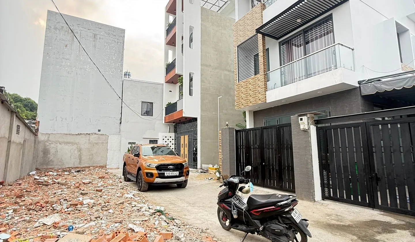 Lô góc hẻm xe hơi ngay chợ - Bệnh viện Thủ Đức !... Bán đất tại Tam Bình, Hồ Chí Minh 01