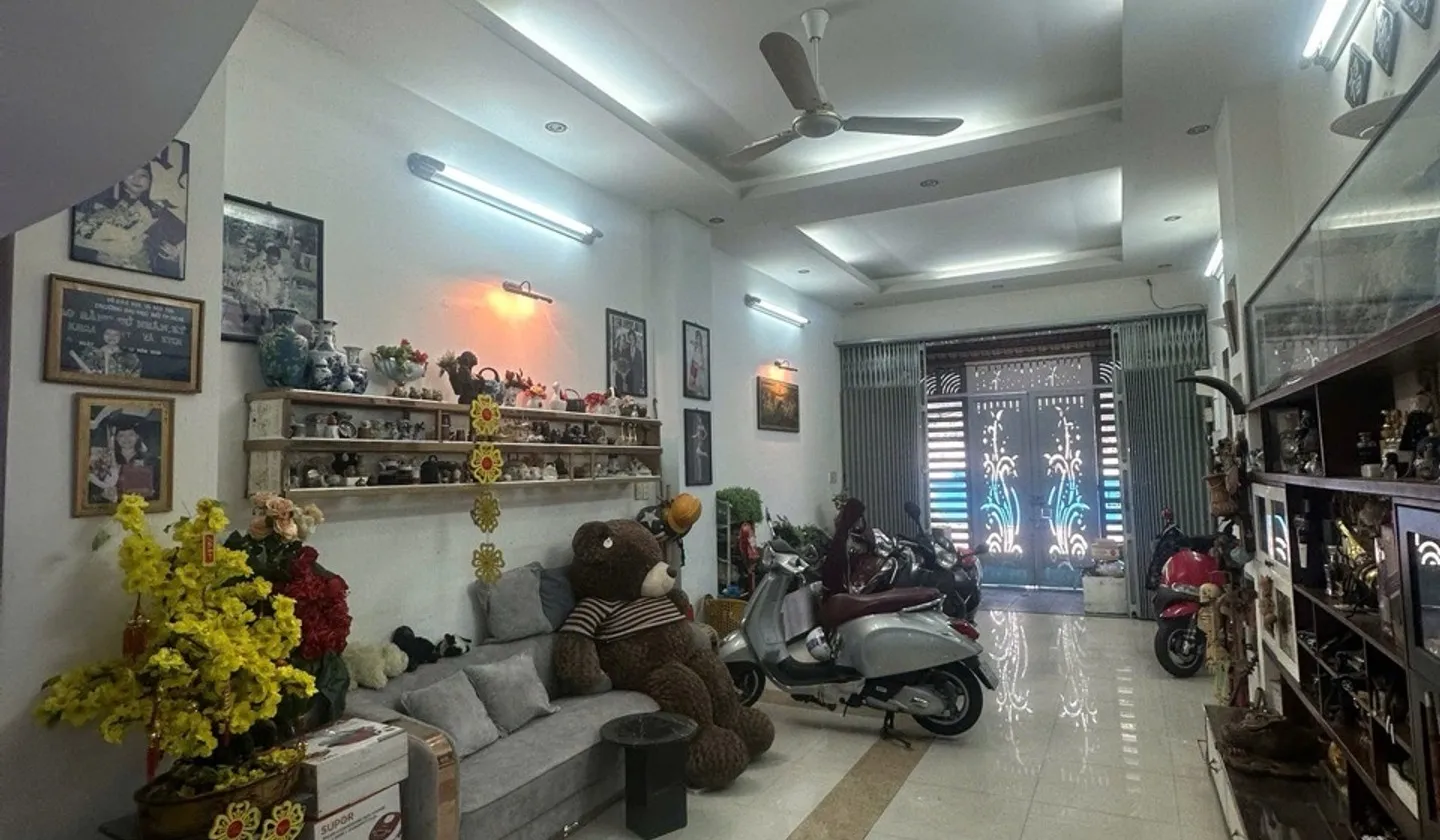 Cơ hội sở hữu nhà mặt tiền rộng Bình Phú 1.Gần Chợ Lớn.Trần Văn Kiểu .quận 6 giá tốt.... Bán nhà mặt phố tại Bình Phú, Hồ Chí Minh 01