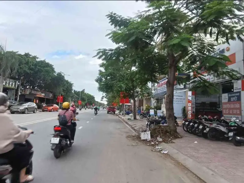 Bán nhà mặt phố vị trí đắc địa tại Bình Thạnh, Hồ Chí Minh, mặt tiền 6m, phù hợp kinh doanh... Bán nhà mặt phố tại Bình Tân, Hồ Chí Minh 01