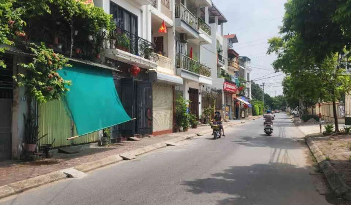 Nhà đẹp, ngõ thông ô tô, sống tiện nghi ngay Đông Mỹ... Bán nhà riêng tại Nam Phù, Hà Nội 01