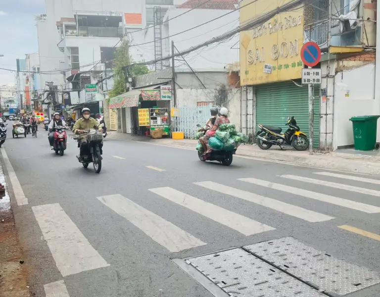 Bán nhà 4 tầng 6PN Quận 10 giá 15 tỷ, hẻm xe hơi, thu nhập 35 triệu/tháng... Bán nhà riêng tại Hòa Hưng, Hồ Chí Minh 01