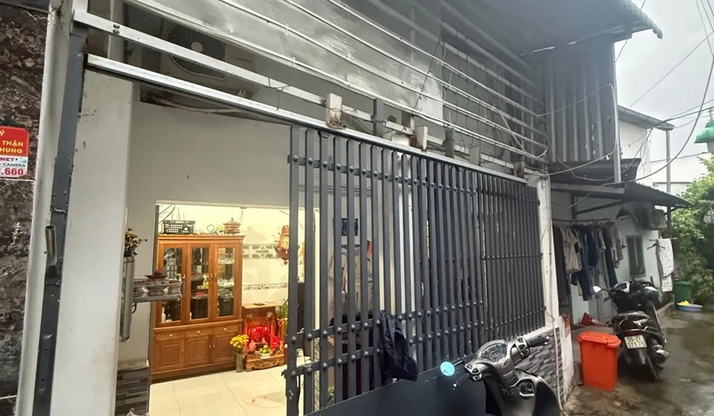 Nhà Hẻm 3 Gác Rộng Rãi – Ở Gần Trung Tâm, Thuận Tiện Kinh Doanh... Bán nhà riêng tại Nhà Bè, Hồ Chí Minh 01
