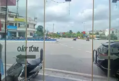 N.HÀ ĐẤ.T SI.Êu V.I.P CÓ 1-0-2,ĐƯỜNG 3 Ô TÔ TRÁNH NHAU, KINH DOANH CẢ THẾ GIỚI 50/60M2, 5.3 TỶ... Bán nhà mặt phố tại Việt Hưng, Quảng Ninh 02
