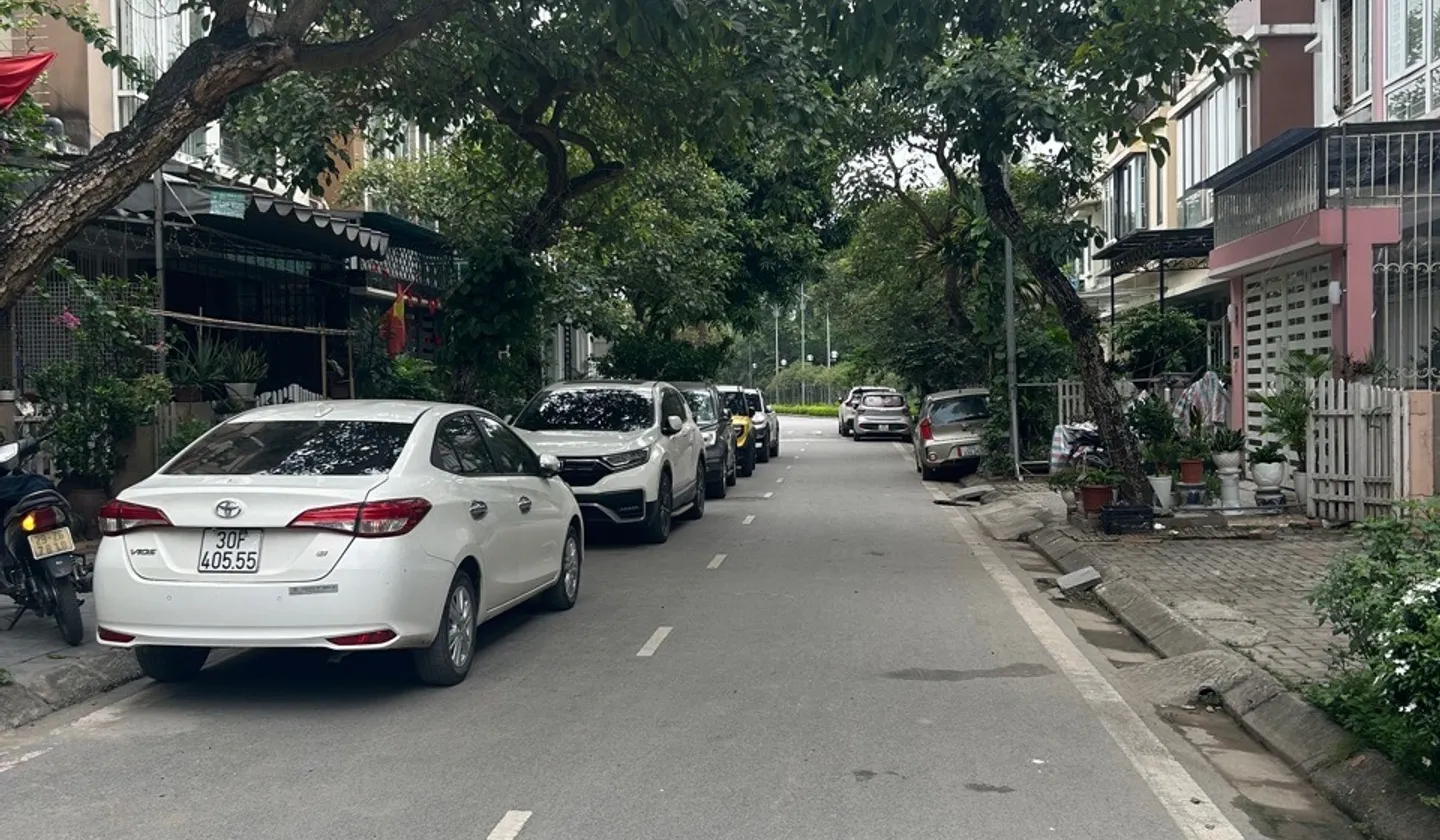 🔥🔥 NHÀ ĐẤT KHU ĐÔ THỊ XUÂN PHƯƠNG – ĐƯỜNG NỘI BỘ XP4 – 4 TẦNG – SỔ ĐỎ CHÍNH CHỦ! 🔥🔥

🏡 VỊ TRÍ... Bán biệt thự, liền kề tại Xuân Phương, Hà Nội 01