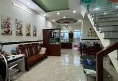 🏡 MẶT TIÊN VĂN THÂN- LỀ 5M -Q6 – NHÀ 3 TẦNG MỚI – NỞ HẬU – 💰 Dá: 22,5 tỉ
📐 Diện tích: 4,2m x 35m... Bán nhà mặt phố tại Bình Tiên, Hồ Chí Minh 03