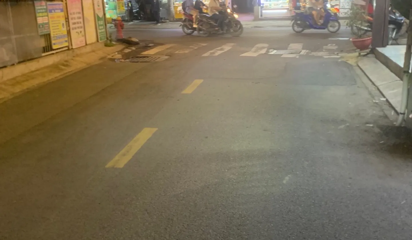 Bán nhà mặt phố 3 tầng, diện tích 51m2 quận 9, giá 5,4 tỷ... Bán nhà mặt phố tại Long Bình, Hồ Chí Minh 01