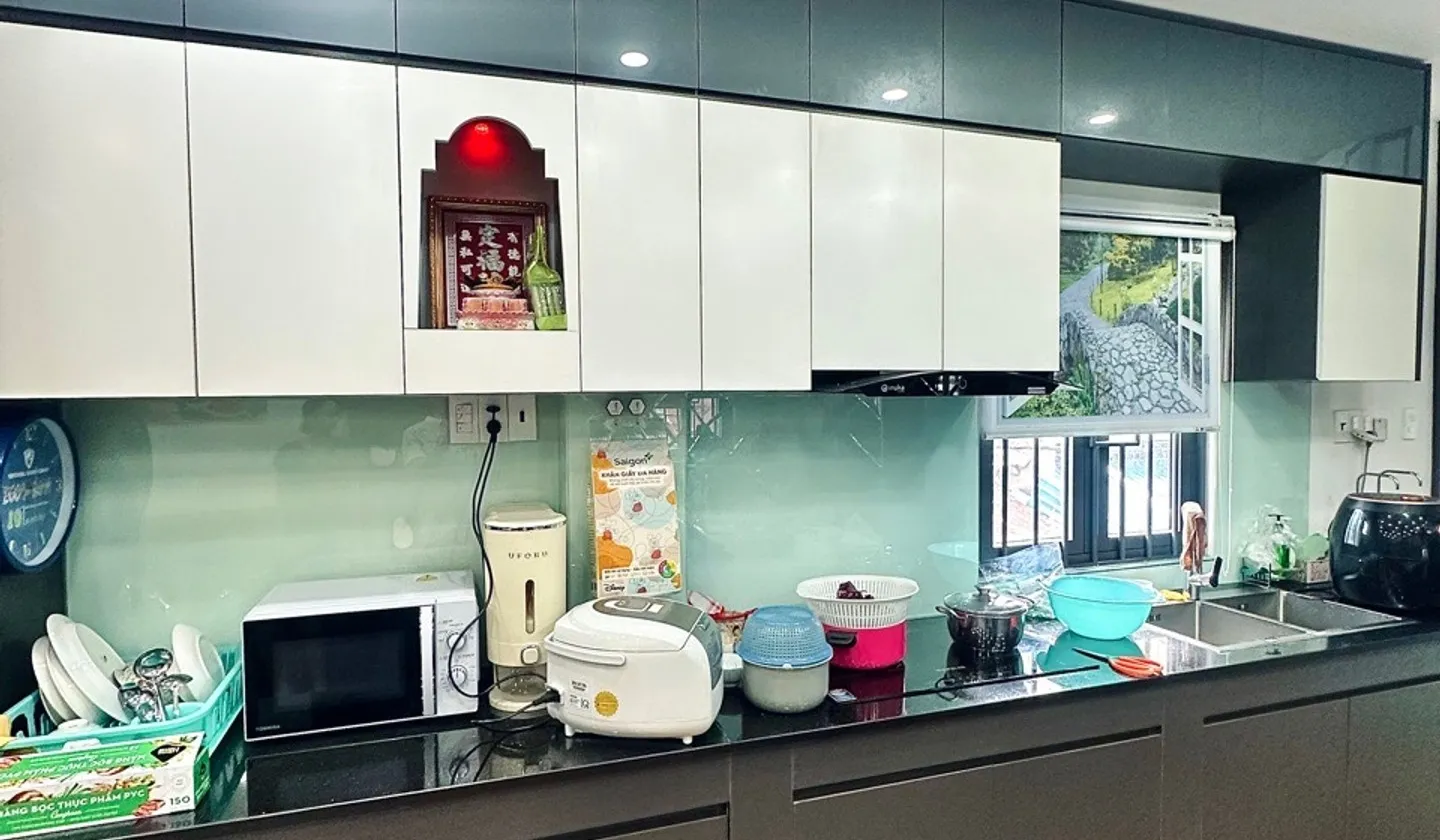 Nhà góc 2 mặt tiền thoáng rộng 40m2, xây mới 5 tầng tặng full nội thất tại Tân Hòa... Bán nhà mặt phố tại Tân Hòa, Hồ Chí Minh 01