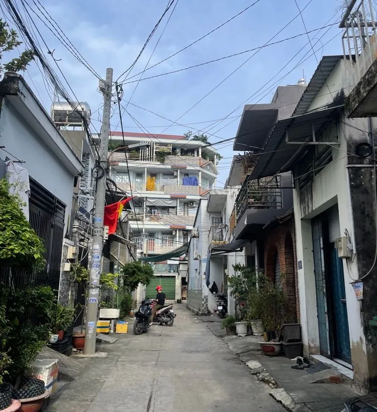 Bán nhà riêng 2 tầng 4 phòng ngủ tại phường Bình Hưng Hòa, Hồ Chí Minh giá 5.8 tỷ đồng... Bán nhà riêng tại Bình Hưng Hòa, Hồ Chí Minh 01