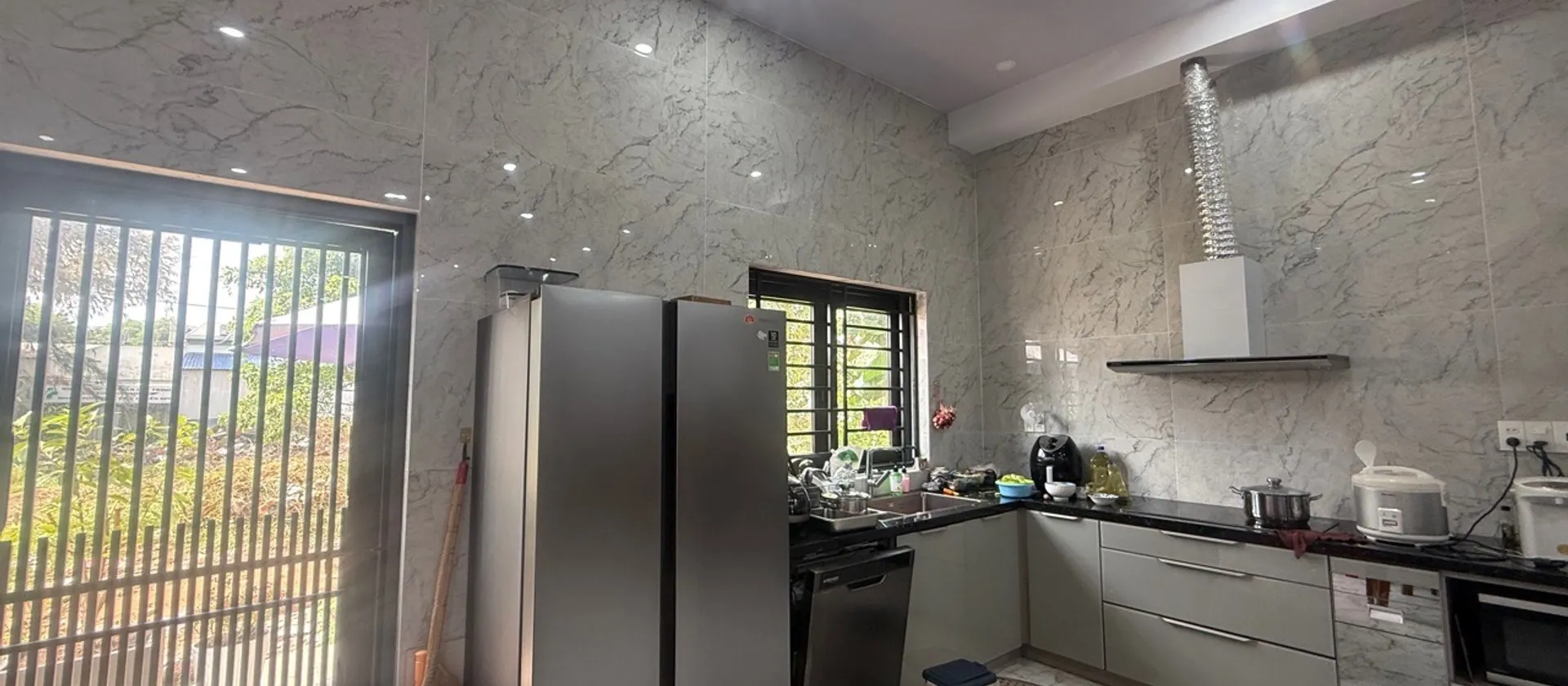 Nhà phố 4 tầng thang máy ven hồ quận 9 giá ưu đãi... Bán nhà mặt phố tại Long Phước, Hồ Chí Minh 01