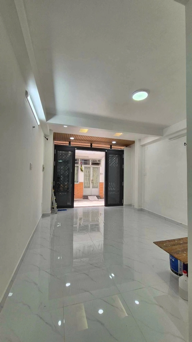 KẸT TIỀN BÁN GẤP NHÀ HẺM CMT8 QUẬN 10 44M GIÁ CHỈ 4.35 TỶ HẺM THÔNG XÂY 3 LẦU tại Hồ Chí Minh 04