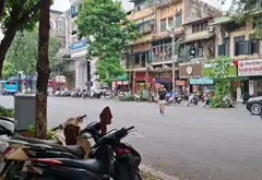 Nhà mặt phố Bà Triệu vị trí trung tâm, mặt tiền rộng 3.5m, 3 tầng... Bán nhà mặt phố tại Cửa Nam, Hà Nội 04