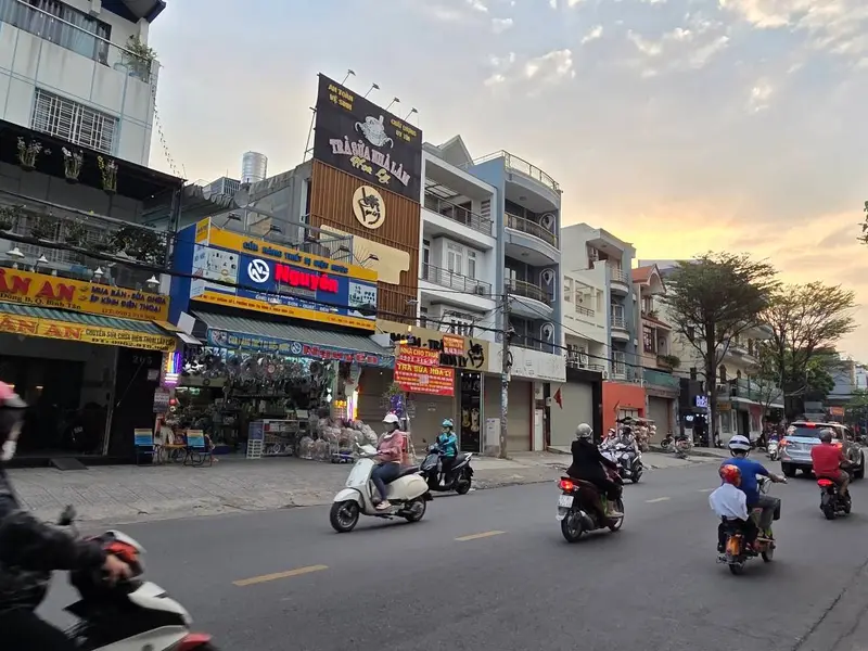 Nhà mặt phố sầm uất KDC Tên Lửa - Giá hời còn 23,5 tỷ... Bán nhà mặt phố tại An Lạc, Hồ Chí Minh 01