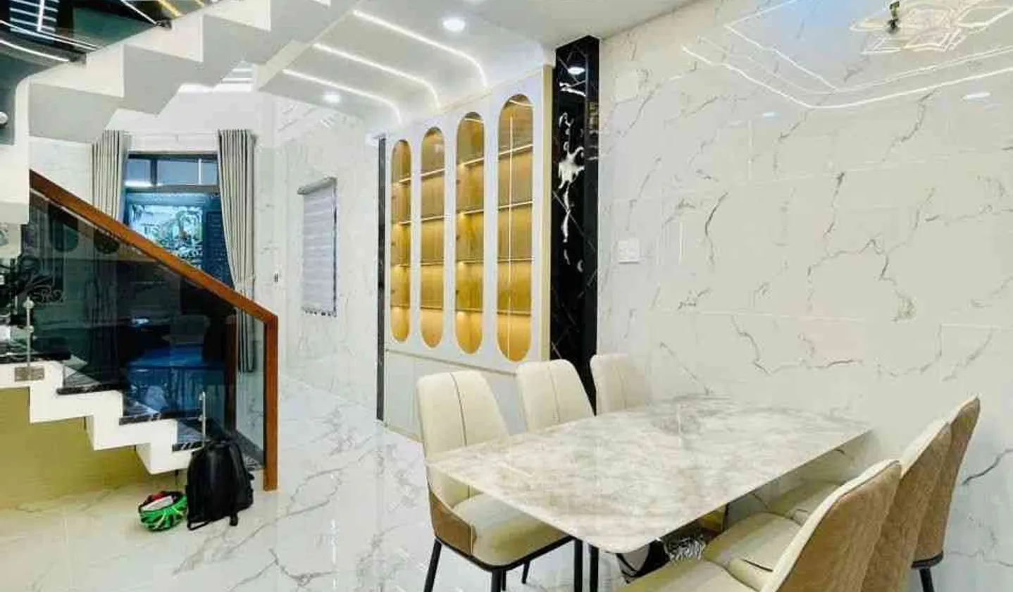 Căn góc hiếm Bình Tân - Ngay chợ Lê Văn Quới, 5 tầng mới, 4.3x14m, hẻm xe hơi, ở hoặc kinh doanh... Bán nhà mặt phố tại Bình Trị Đông, Hồ Chí Minh 01