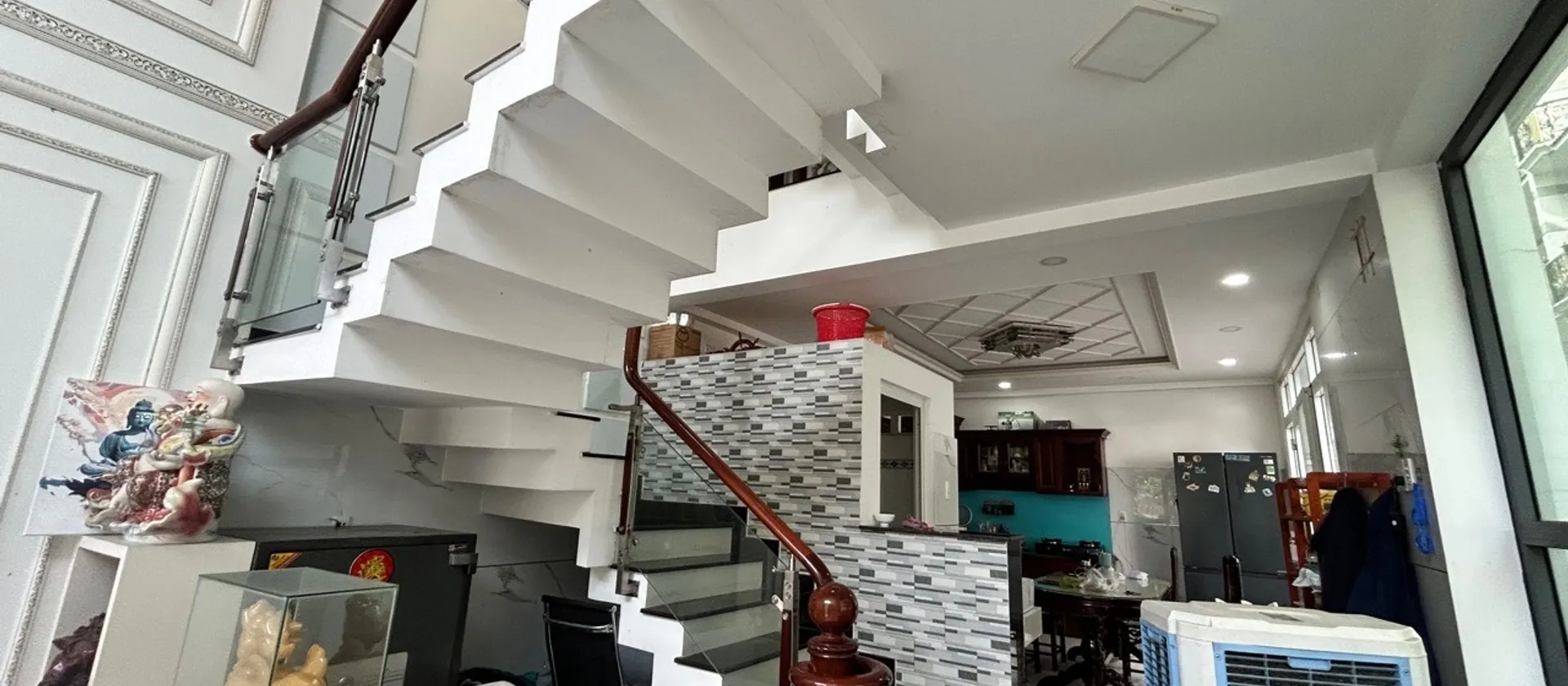 Nhà lô góc 2 mặt thoáng hiếm có tại Bình Tân, cơ hội vàng dành cho nhà đầu tư... Bán nhà riêng tại An Lạc, Hồ Chí Minh 01