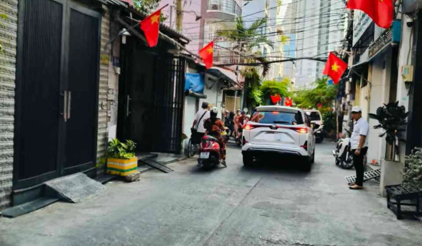 Cơ hội sở hữu nhà riêng hẻm xe hơi quận 8, giá chỉ 5.5 tỷ... Bán nhà riêng tại Chánh Hưng, Hồ Chí Minh 01