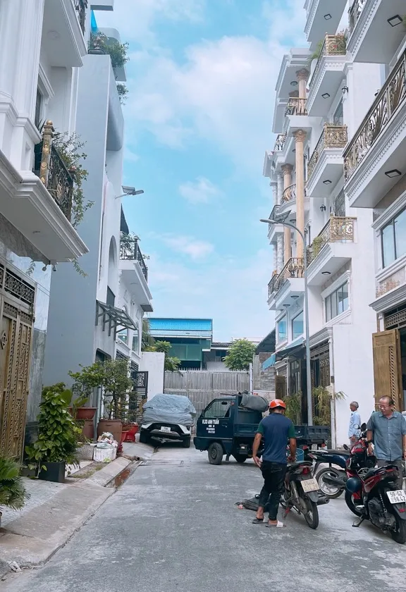 Bán nhà riêng 4 tầng gần Tên Lửa, trung tâm Bình Tân, diện tích 53m², giá 6.2 tỷ... Bán nhà riêng tại Bình Trị Đông, Hồ Chí Minh 01