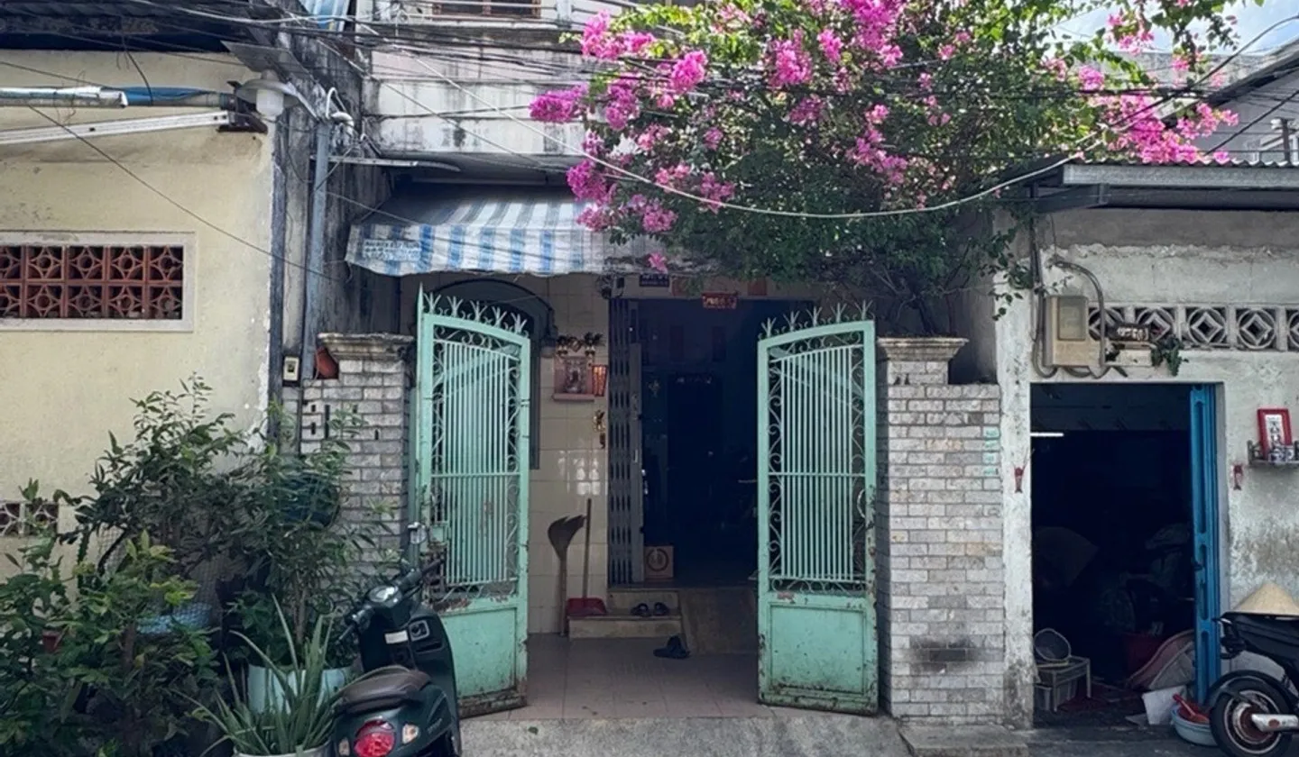 Nhà 3 tầng lô góc, hẻm rộng ngay Quận 11 - Giá sốc giảm mạnh... Bán nhà riêng tại Minh Phụng, Hồ Chí Minh 01