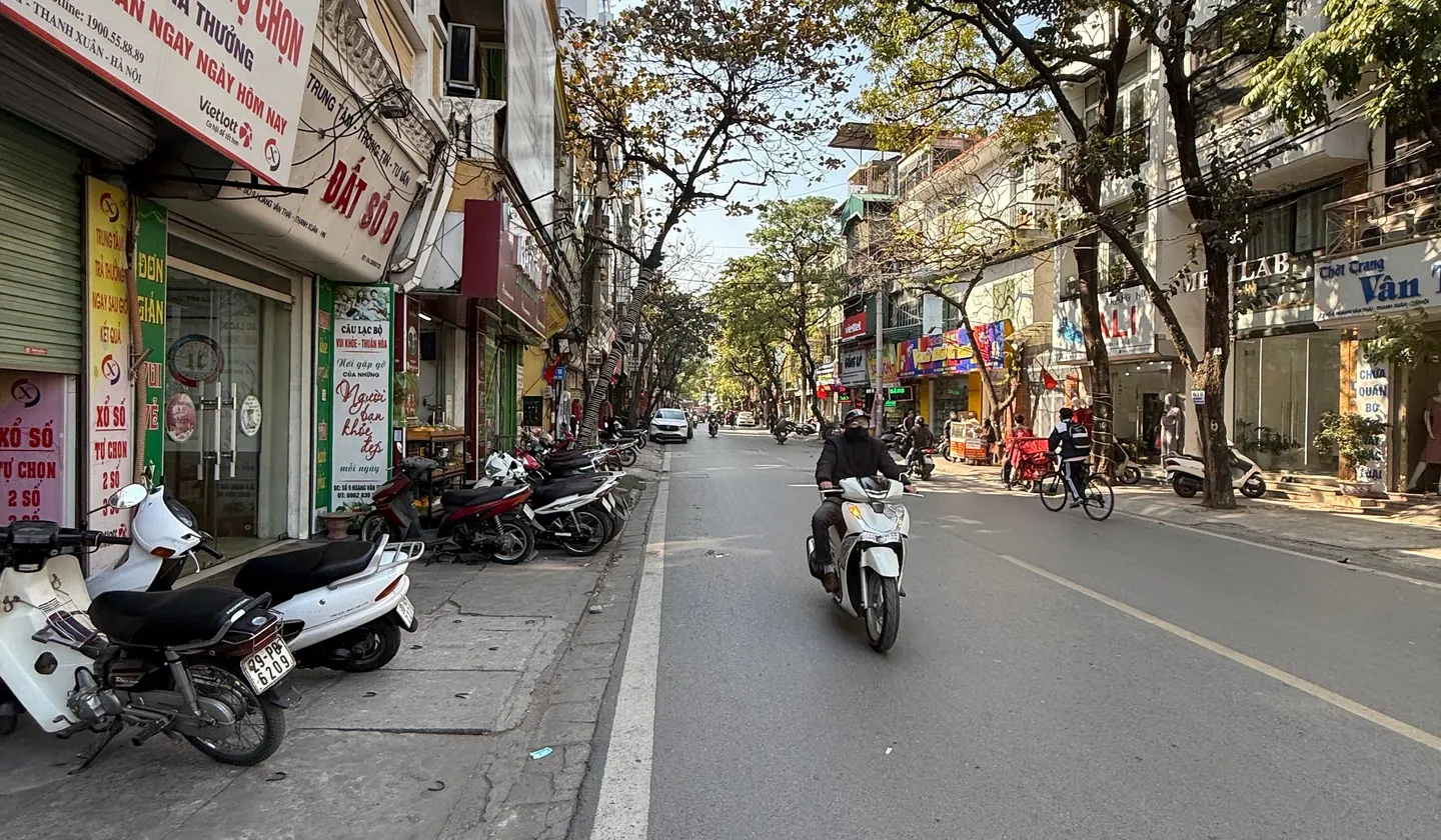 Nhà mặt phố kinh doanh sầm uất Hoàng Văn Thái, 70m2, 31.5 tỷ, giá cả hợp lý, chủ thiện chí bán.... Bán nhà mặt phố tại Phương Liệt, Hà Nội 01