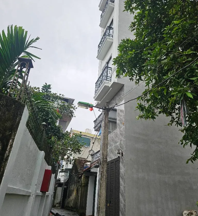 Cơ hội sở hữu nhà 5 tầng vị trí vàng gần hồ điều hòa Thôn Đông Trạch... Bán owner_side tại Nam Phù, Hà Nội 01
