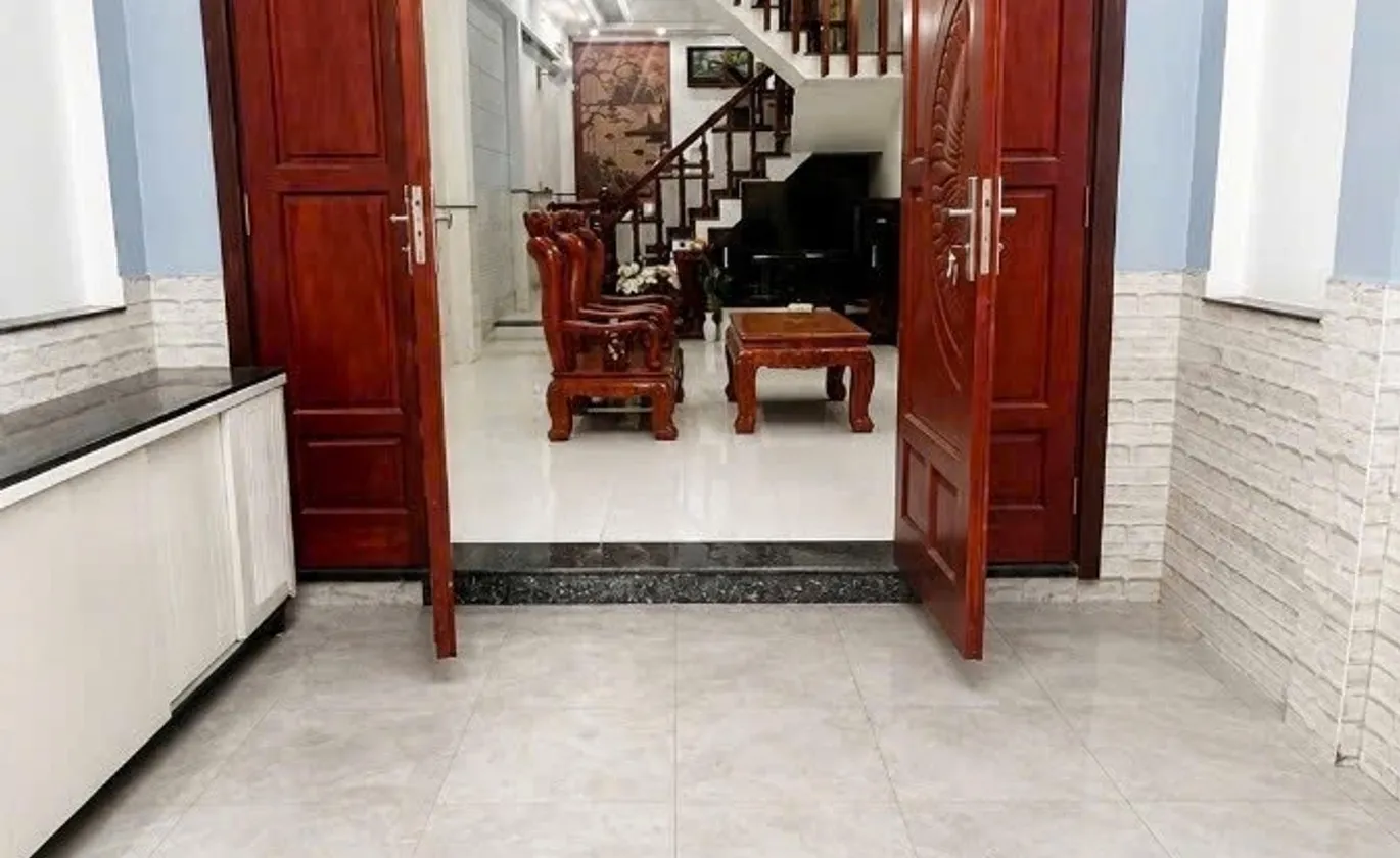 Bán nhà riêng 3 tầng 4PN tại P. Tân Chánh Hiệp, Quận 12, giá 6,1 tỷ... Bán nhà riêng tại Trung Mỹ Tây, Hồ Chí Minh 01