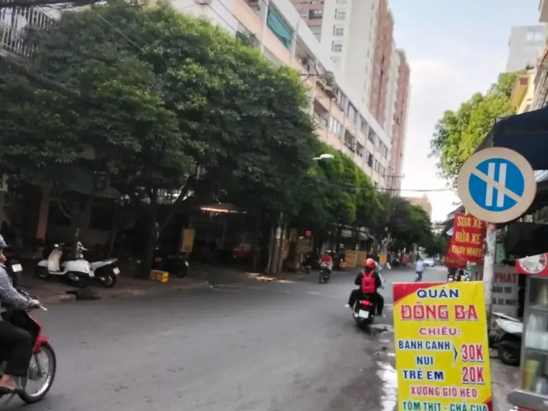 Bán nhà mặt phố 5 tầng kiên cố tại Tân Bình, diện tích 30m2 giá 8 tỷ đồng... Bán nhà mặt phố tại Bảy Hiền, Hồ Chí Minh 01