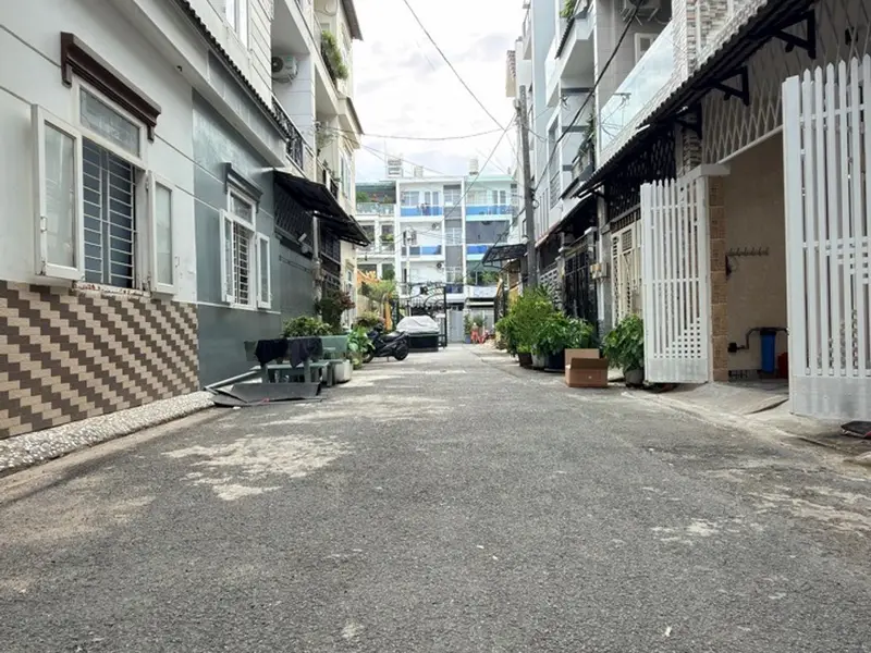 Nhà 4 tầng mới, vị trí VIP Bình Tân giá hấp dẫn chỉ hơn 6 tỷ... Bán nhà riêng tại Bình Hưng Hòa, Hồ Chí Minh 01