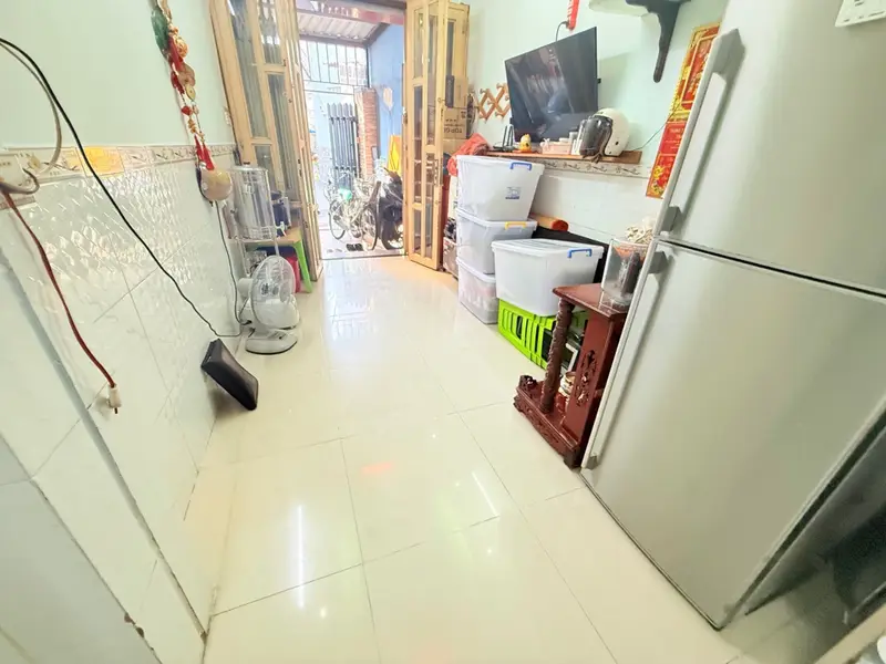 Nhà phố 3 tầng xinh xắn trung tâm Quận 6 cũ... Bán nhà riêng tại Bình Tiên, Hồ Chí Minh 01