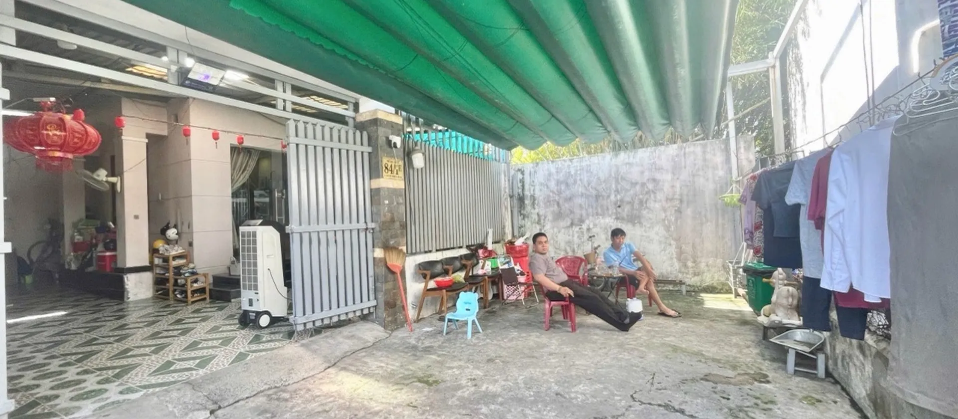 CHỈ 4 TỶ BÁN GẤP NHÀ PHAN VĂN HỚN-BÀ ĐIỂM HOC MÔN -HXH_ 112 M² SHR
​✨ GIÁ CŨ 4.27 TỶ ➔ GIÁ MỚI: 4... Bán nhà riêng tại Bà Điểm, Hồ Chí Minh 01