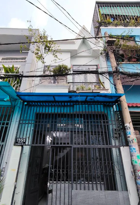 Nhà Bình Tân giá sốc, gần EON Tân Phú, sẵn sàng đón bạn... Bán nhà riêng tại Bình Hưng Hòa, Hồ Chí Minh 01