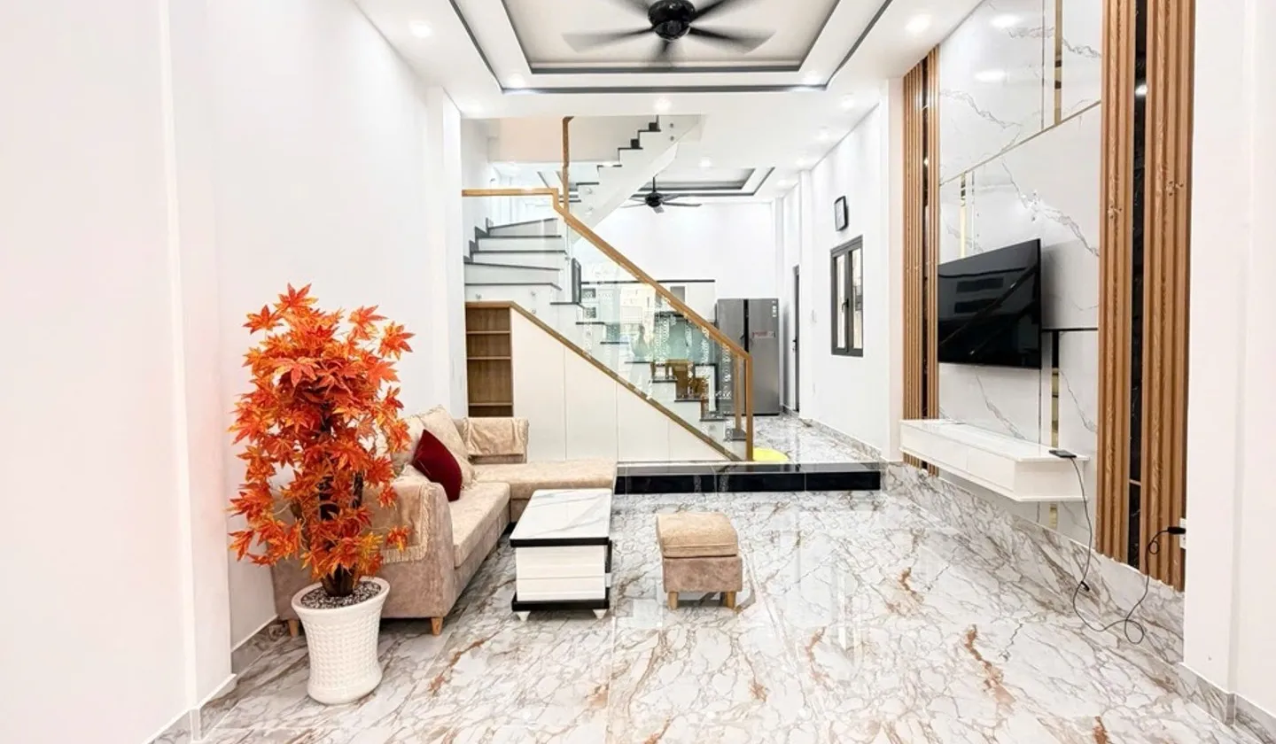 Nhà mặt phố khu VIP Tân Bình, giá siêu hấp dẫn... Bán nhà mặt phố tại Bảy Hiền, Hồ Chí Minh 01