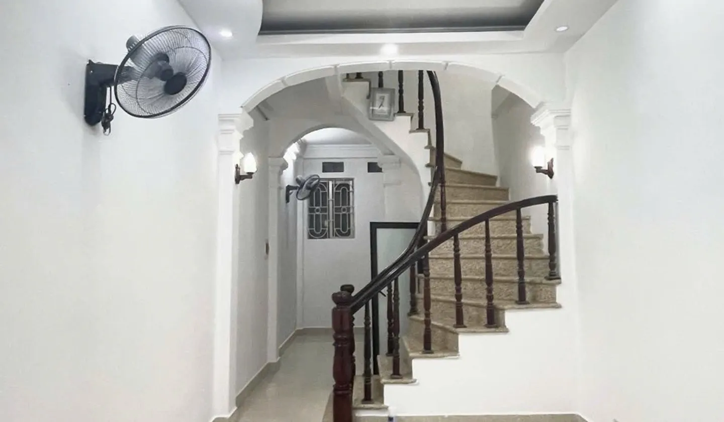 Chính chủ bán gấp nhà Nam Dư sđcc, 3 gác đỗ cửa... Bán nhà riêng tại Vĩnh Hưng, Hà Nội 01