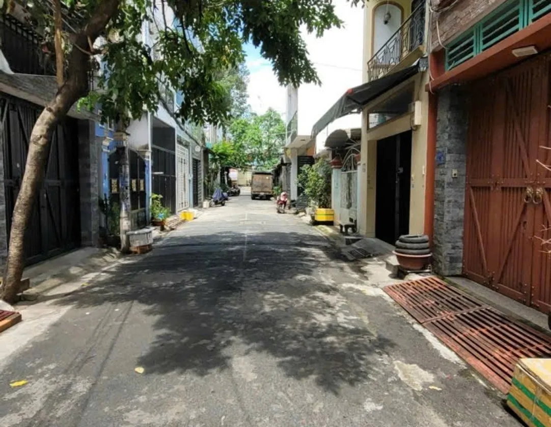 CHỦ G.ẤP B.ÁN – GI.ẢM GIÁ CÒN NHỈNH 7 ĐỒNG (TL)
🏡 NHÀ 5 TẦNG – TÂN QUÝ, DƯƠNG VĂN DƯƠNG – TÂN PH... Bán nhà riêng tại Tân Sơn Nhì, Hồ Chí Minh 01
