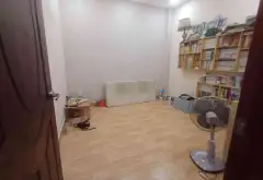 - 1 nửa nhà tầng trệt trống để xe hơi 7 chỗ, 1 phòng bếp, 1 phòng khách, 1 phòng thờ, 5 phòng ngủ,... Bán nhà mặt phố tại An Lạc, Hồ Chí Minh 08