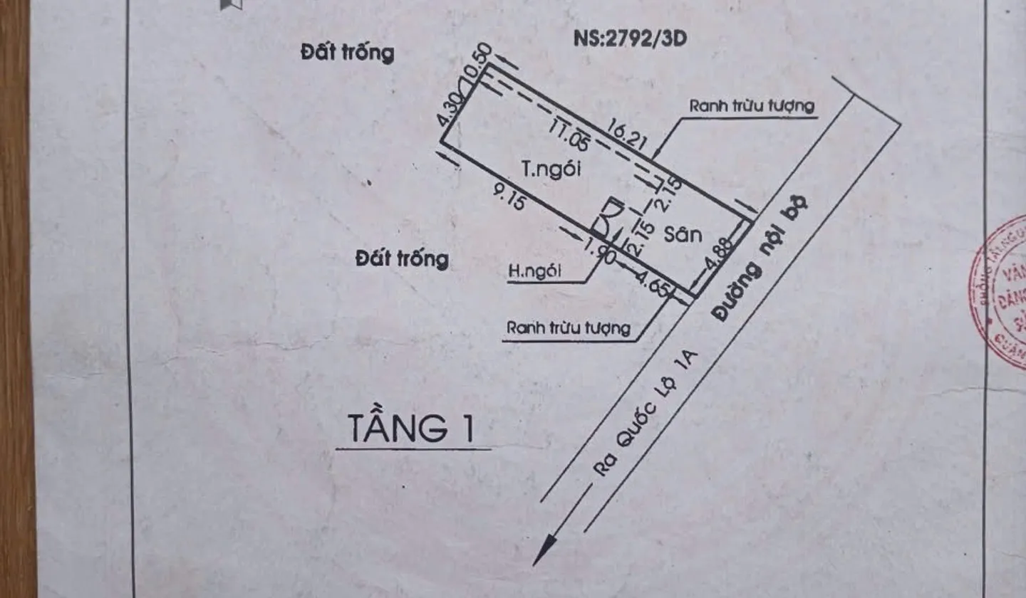 77 m đất HXH bán thấp hơn định giá ngân hàng 400 tr _ đất rộng _ 4.8 m... Bán nhà riêng tại An Phú Đông, Hồ Chí Minh 01