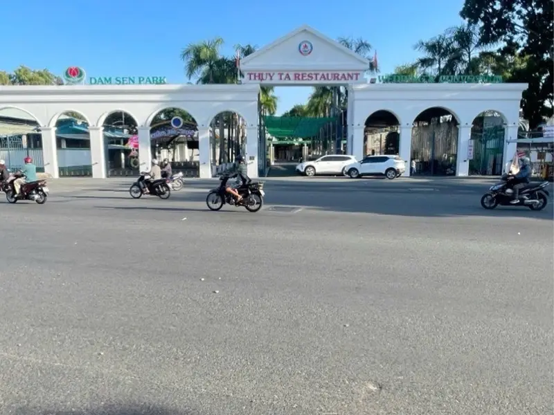 Nhà 2 tầng 78m2 gần công viên Đầm Sen, giá 8.6 tỷ, hẻm rộng 11m... Bán nhà riêng tại Tân Phú, Hồ Chí Minh 01