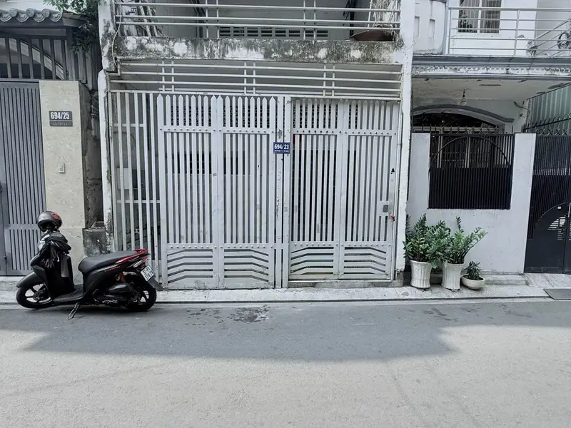 Nhà Nguyễn Kiệm giá sốc, hẻm xe tải rộng rãi... Bán nhà riêng tại Đức Nhuận, Hồ Chí Minh 01