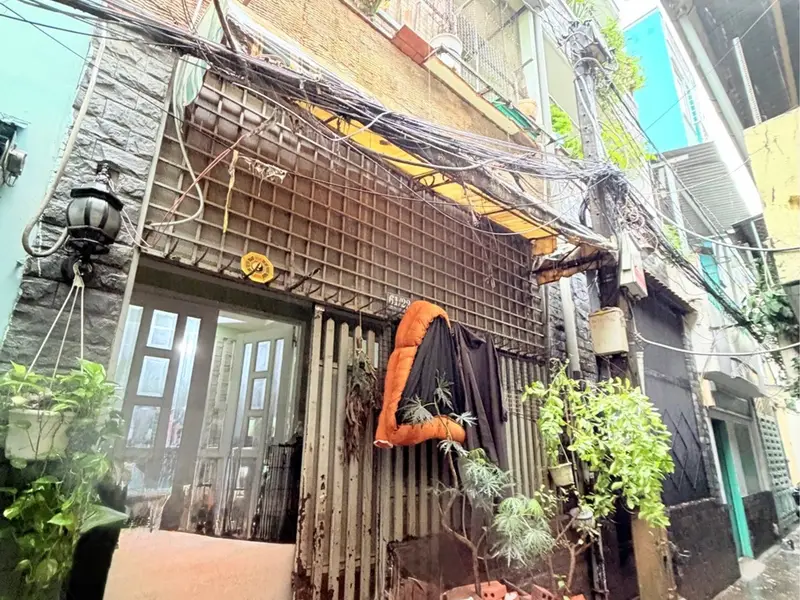 Nhà 2 tầng diện tích 52m2 trung tâm Quận 5, hẻm ô tô gần nhà giá 7.5 tỷ... Bán nhà riêng tại Chợ Quán, Hồ Chí Minh 01