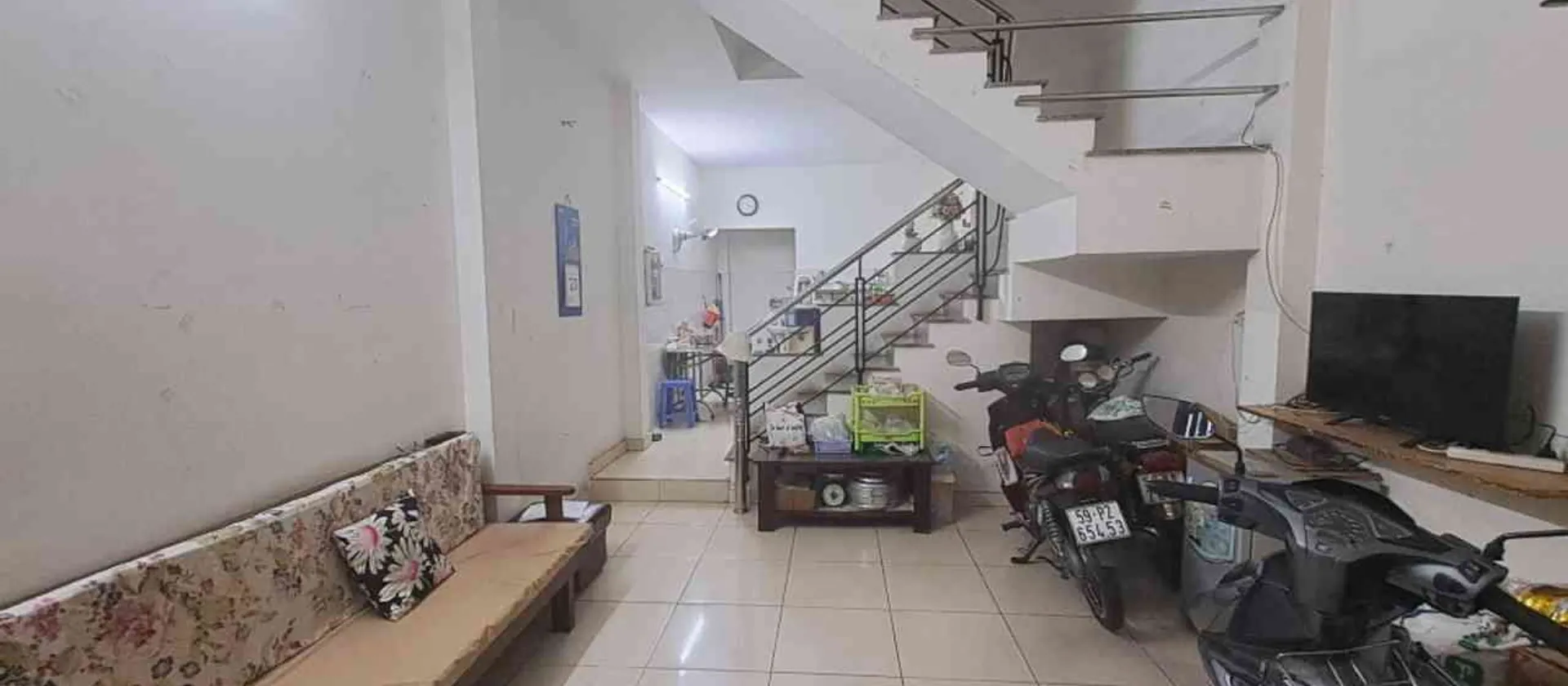 Bán nhà riêng 3 tầng khu Tân Bình, diện tích 47m², xe hơi đỗ cửa thuận tiện... Bán nhà riêng tại Bảy Hiền, Hồ Chí Minh 01