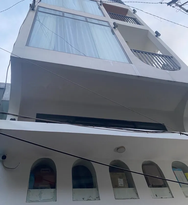 Nhà 5 Tầng Đẹp, Thu Nhập Ổn Định Tại Quận 10... Bán owner_side tại Hòa Hưng, Hồ Chí Minh 01