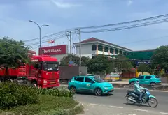 Bán đất tặng nhà 410m2 gần bưu điện Lê Minh Xuân, giá 8,5 tỷ... Bán owner_side tại Bình Lợi, Hồ Chí Minh 02
