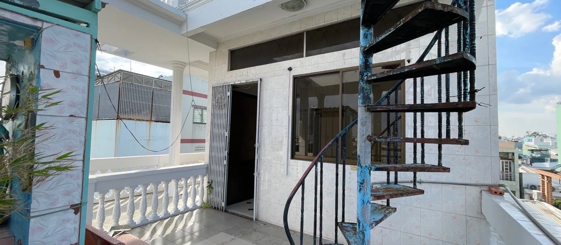 Nhà 5 tầng lô góc rộng thoáng giữa trung tâm Quận 8... Bán nhà riêng tại Phú Định, Hồ Chí Minh 01