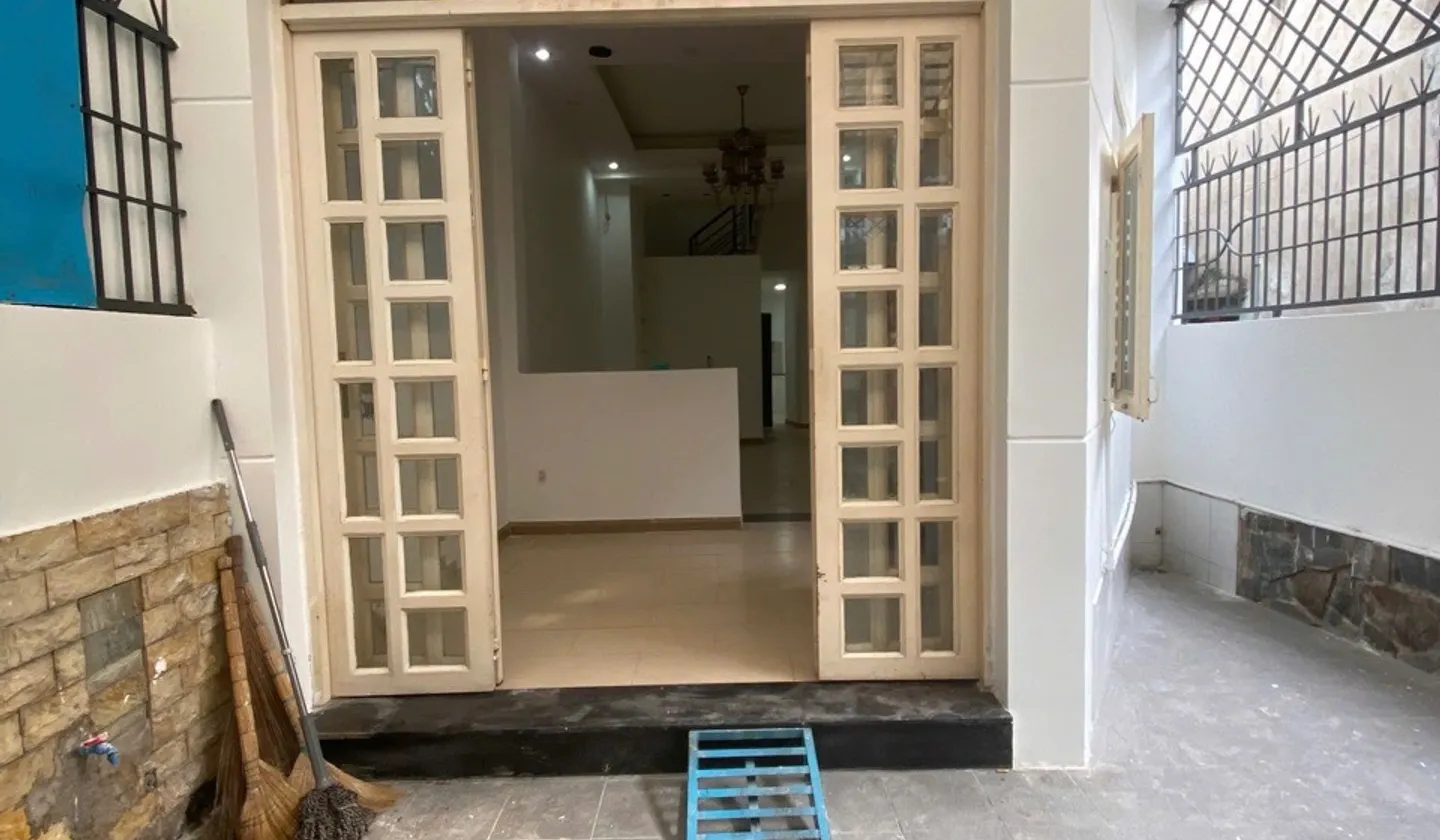 Nhà rộng 5 phòng ngủ tại Bình Trị Đông, giá ưu đãi giảm ngay 100 triệu... Bán nhà riêng tại Bình Trị Đông, Hồ Chí Minh 01