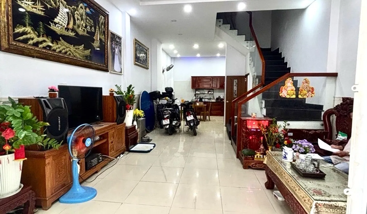 Cơ Hội Vàng Sở Hữu Nhà Hẻm Ô Tô Tại Bình Tân, Giá Tốt Nhất Thị Trường... Bán nhà riêng tại Bình Trị Đông, Hồ Chí Minh 01