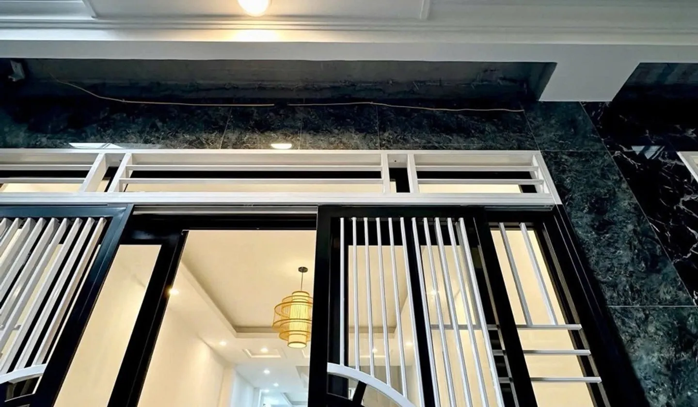 Nhà riêng 4 tầng 4 phòng ngủ hướng Tây Nam gần đường Lê Lợi, diện tích 42.3 m²... Bán nhà riêng tại Gia Viên, Hải Phòng 01